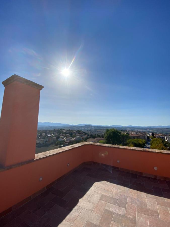 Mogliano B&B Terrazza Sul Borgo מראה חיצוני תמונה